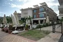 Cle Boutique 2* مرمريس